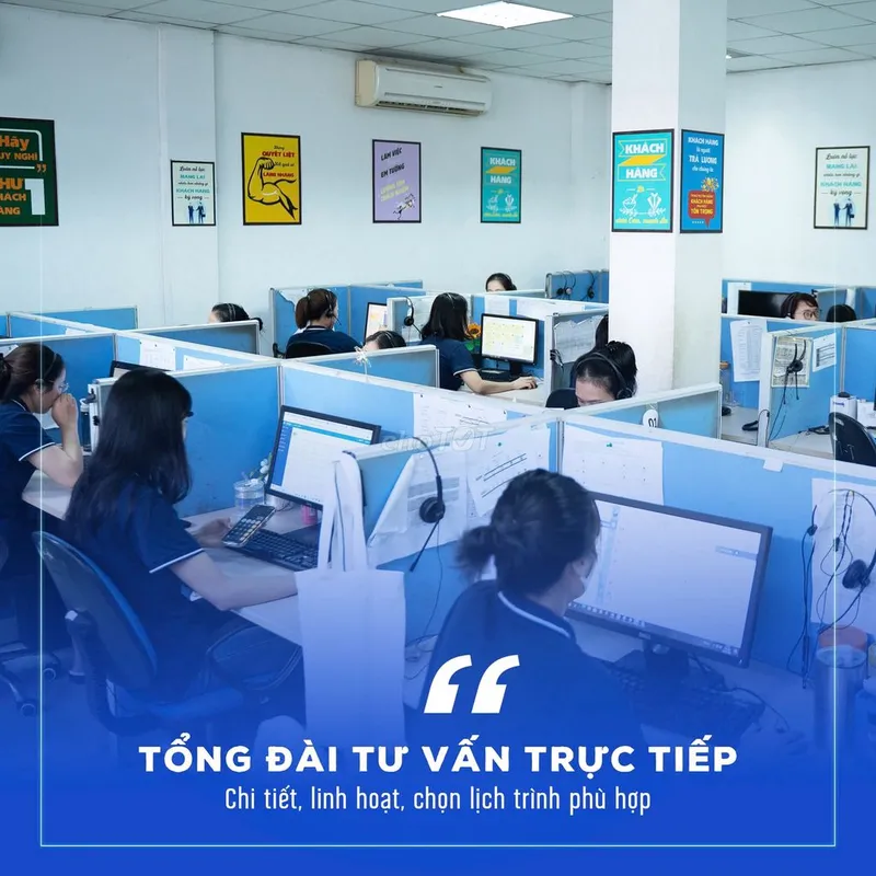 Đội ngũ tổng đài nhà xe Tuấn Việt luôn sẵn lòng hỗ trợ hành khách đặt vé