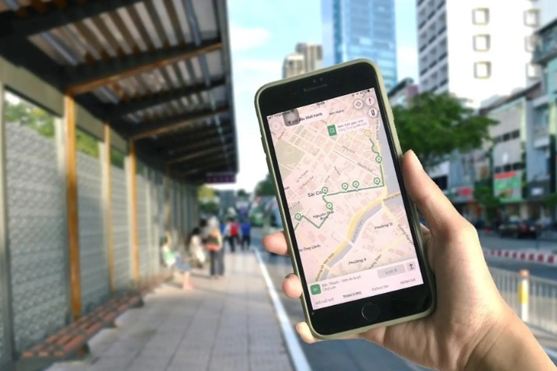 Sử dụng ứng dụng BusMap giúp bạn theo dõi lộ trình xe buýt kết nối ngã tư Bình Phước một cách dễ dàng