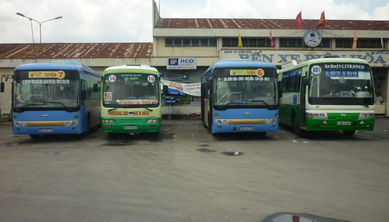 Hệ thống xe buýt hiện đại kết nối các khu vực trọng điểm tại Đồng Nai và các siêu thị lớn