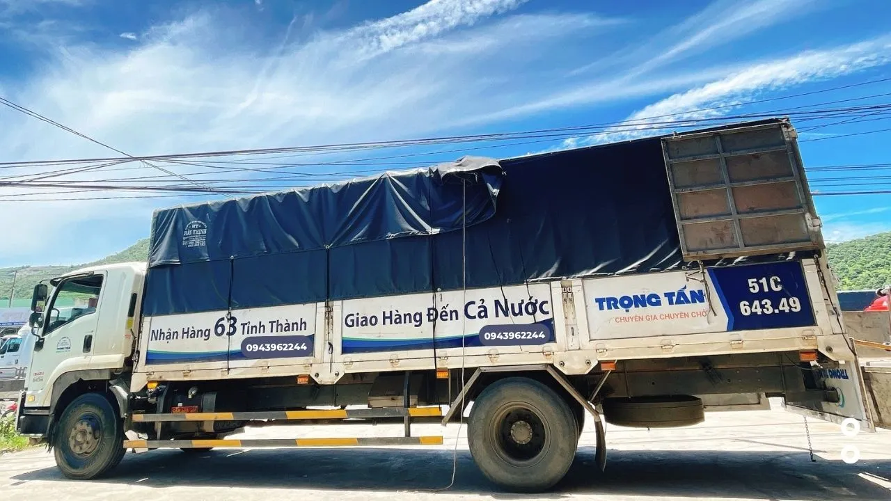 Dịch vụ chành xe vận chuyển phế liệu công nghiệp chuyên nghiệp hỗ trợ doanh nghiệp tối ưu hóa quy trình xử lý rác thải