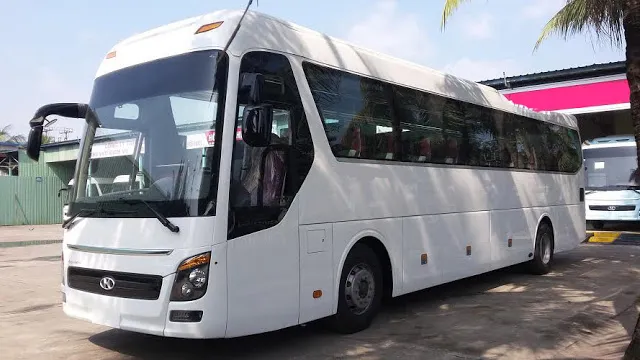 Dịch vụ thuê xe 45 chỗ đưa công nhân về quê ăn Tết mang lại niềm vui đoàn viên