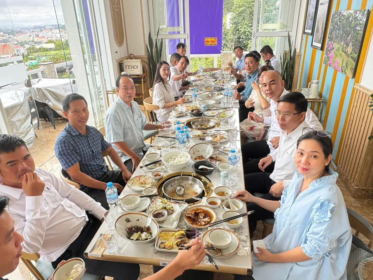 Các quán cơm niêu tại Biên Hòa thường xuyên tiếp đón các đoàn khách lớn và tiệc gia đình