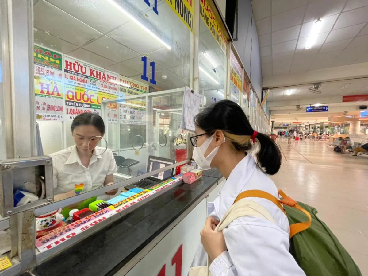 Hành khách nên chủ động đặt vé sớm để có vị trí ngồi thoải mái nhất cho hành trình dài