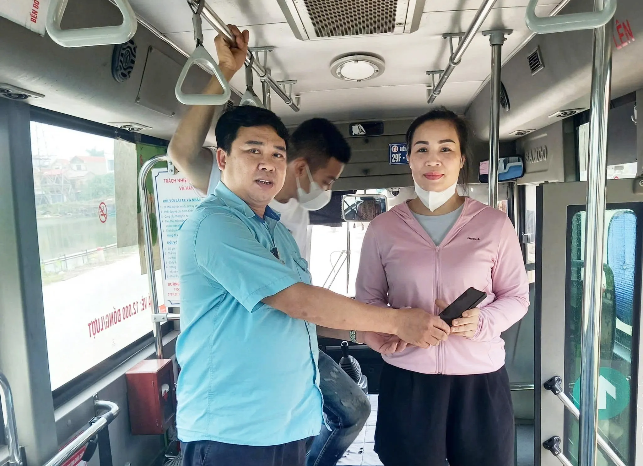 Thái độ bình tĩnh và lịch sự là chìa khóa để nhận được sự hỗ trợ tốt nhất từ phía quản lý